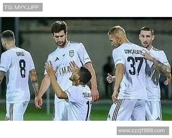 拉瓦勒与亚眠的精彩对决揭示法乙联赛的激烈竞争与球队实力较量