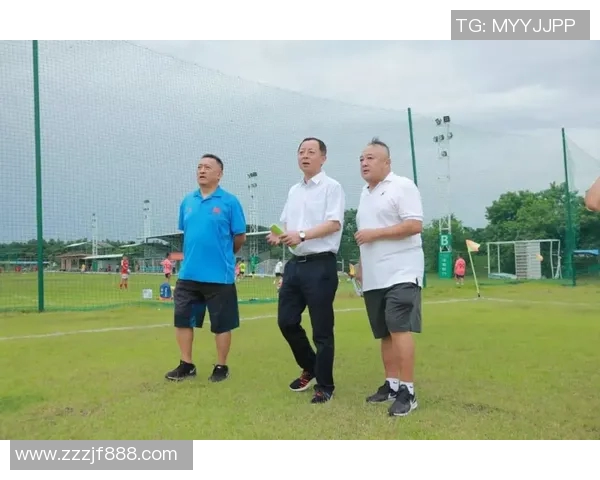 祝铭震的音乐旅程与创作灵感探索：从初心到梦想的蜕变与成长