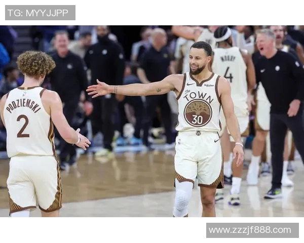 2018年11月27日勇士队与魔术队激战回顾精彩瞬间与赛后分析