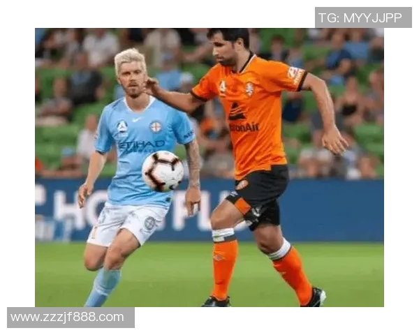 布里斯班与麦克的精彩对决揭示了足球战术的新趋势与挑战