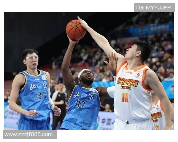 江苏肯帝亚与深圳队激战正酣谁能在这场对决中笑到最后