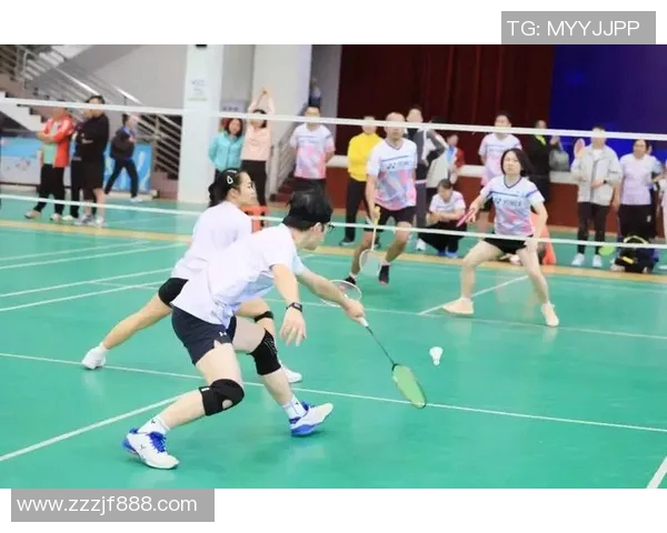 羽毛球的魅力：深入了解深圳羽毛球队的默契配合与训练秘诀